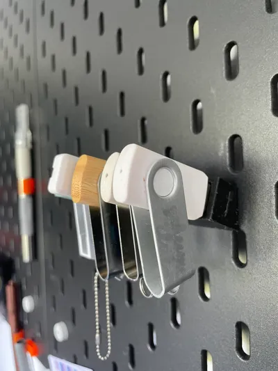 usb storage for skadis pegboard 