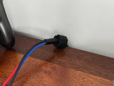 Cable drop preventer stopper