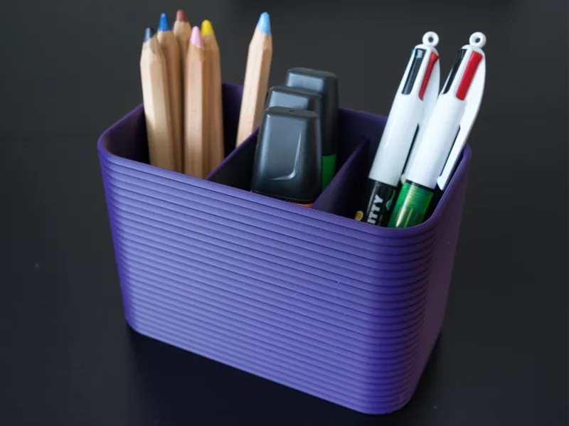 Ribbed pen holder / pot