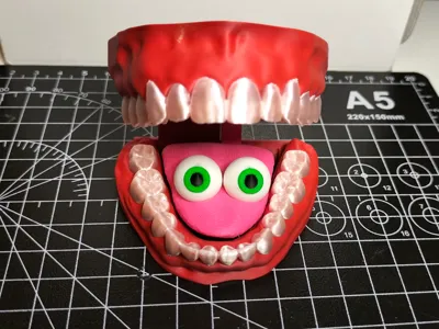 Tongue with eyes for "multicolored tooth models"