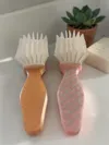 Medium 7 Bristles (D7)