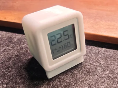 Xiaomi Temperature and Humidity Monitor 2 modified battery casing