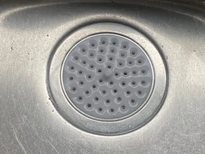 Flat Sink Strainer - No More Touching Food