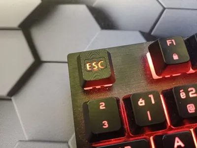 ESC key Corsair K60