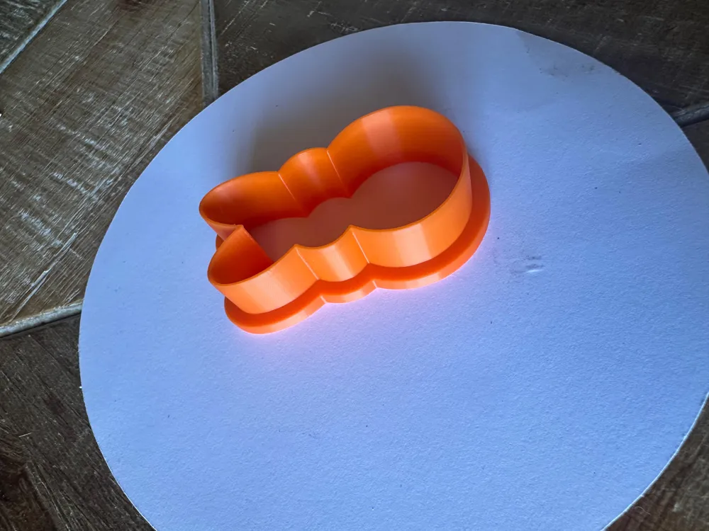 Easter Bunny Cookie Cutter 3D Print - Free 3D Print Model - MakerWorld
