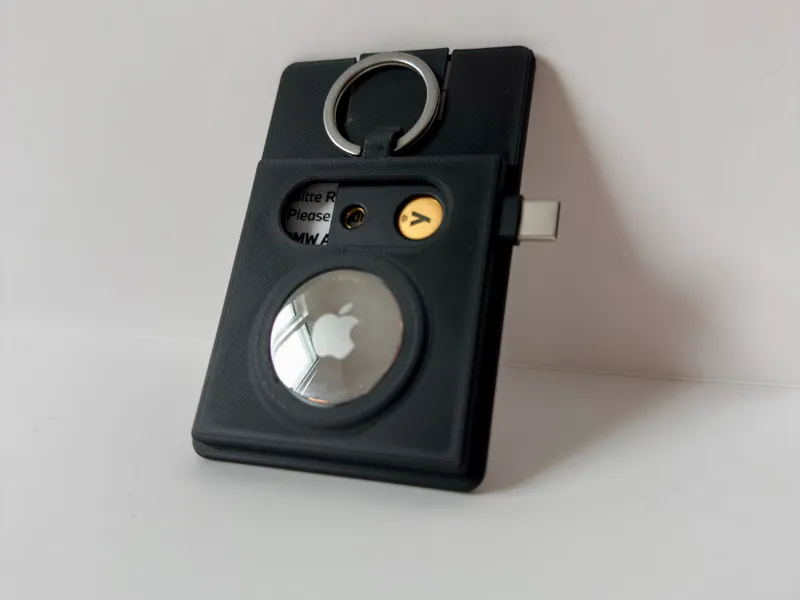 Slim ID Card Holder with AirTag & YubiKey Slot