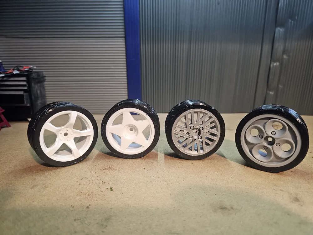 TPU 1:10 RC Tyre (R888 Tread Pattern) - Free 3D Print Model - MakerWorld