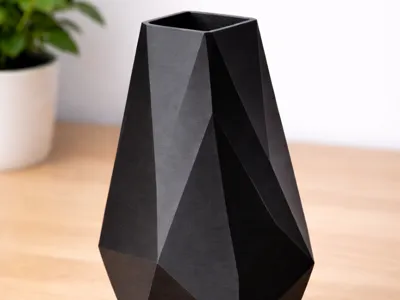 Modern Geometric Vase ( No Support )