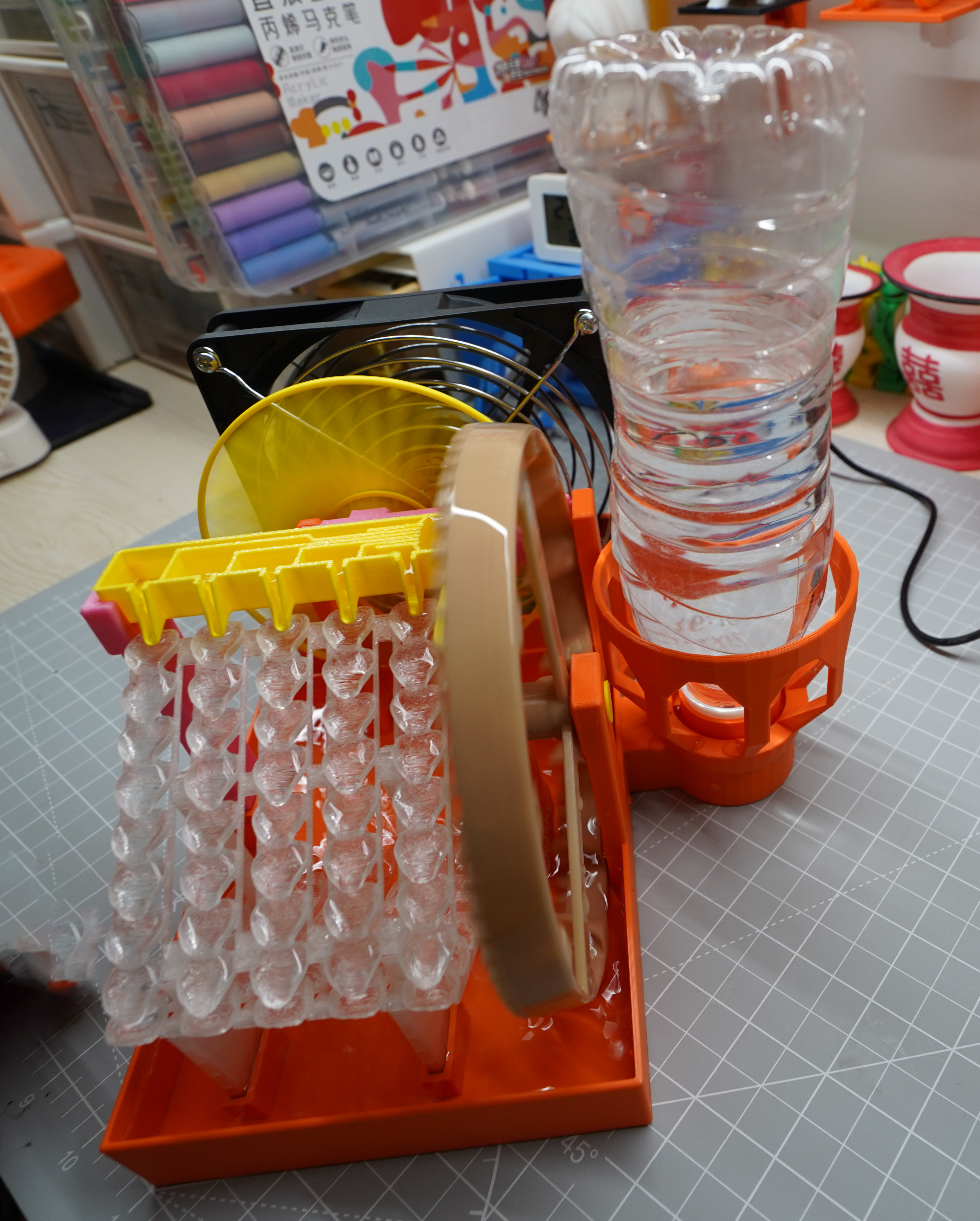 Miniatura 2 do modelo 3D 风力加湿器