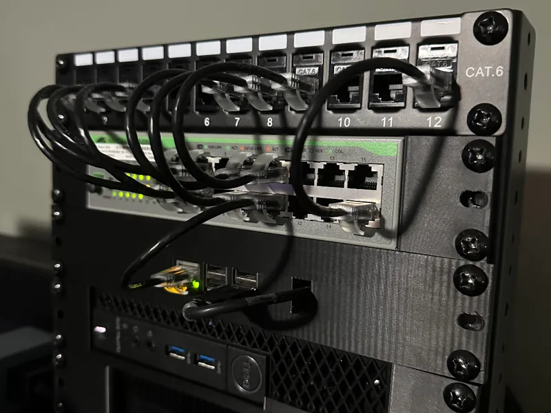 Allied Telesis / EMC GS900/16 10" Rack ears