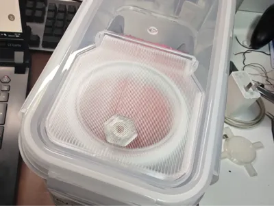 4L airtight container with transparent magnetic lid