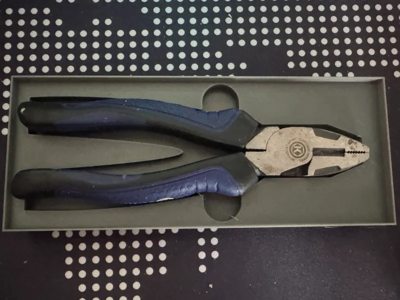 Gridfinity Linesman Pliers
