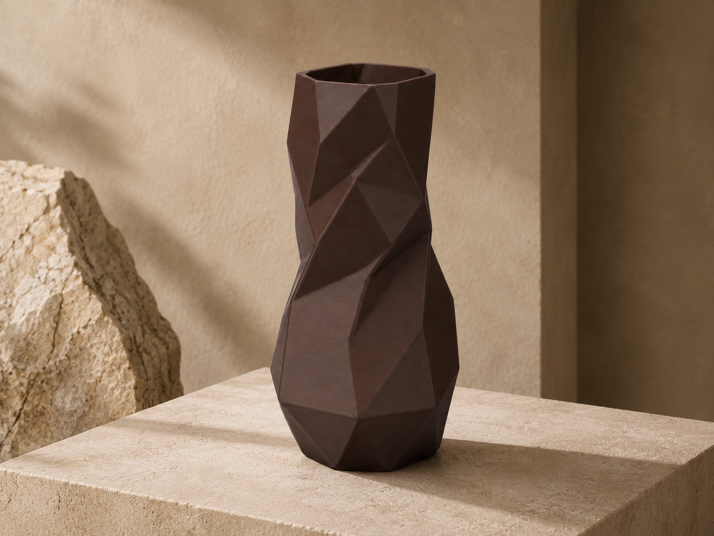 Geometric Low Poly Vase – Wood PLA Decor