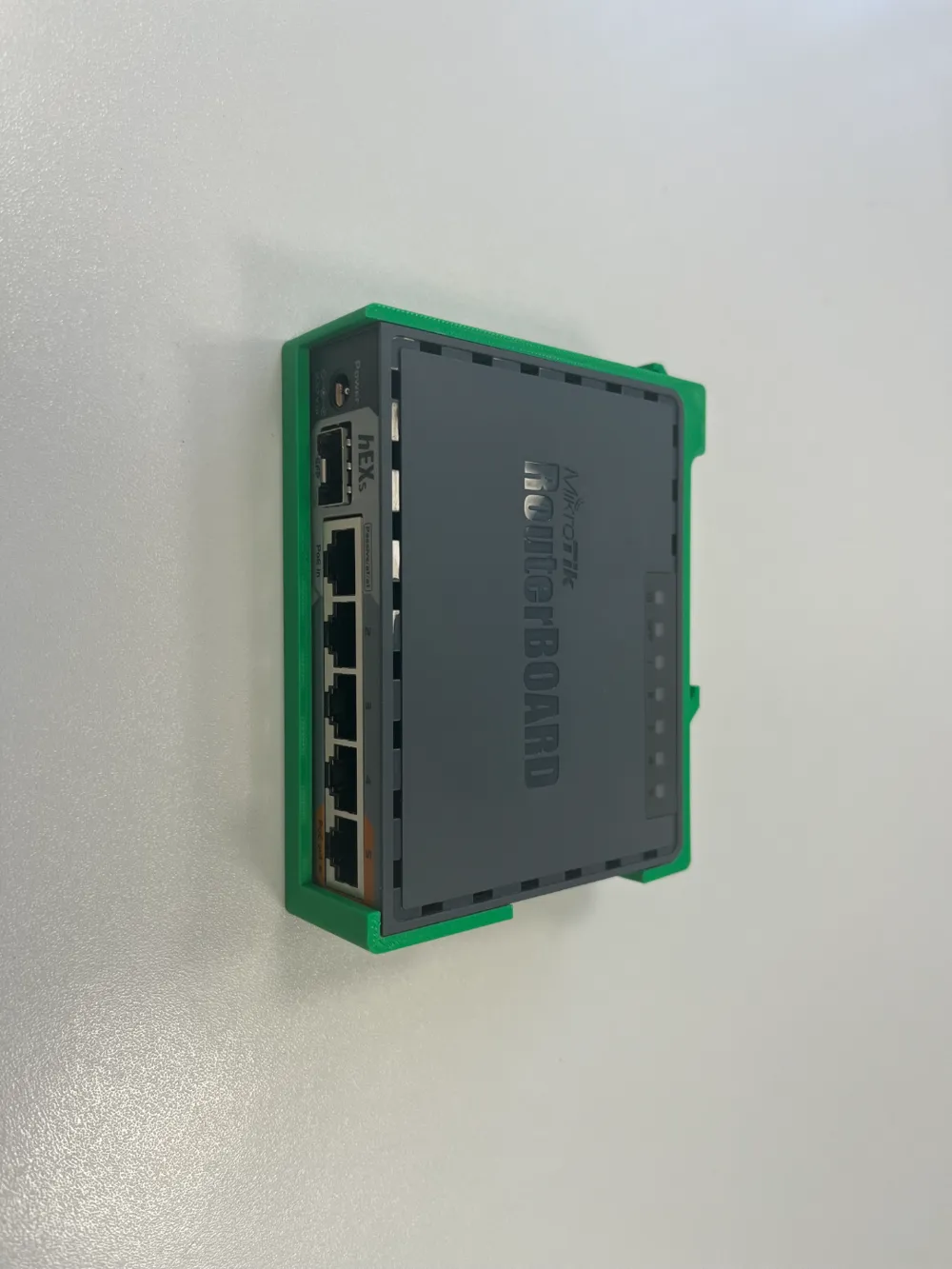 Mikrotik hEX S router DIN rail mount - Free 3D Print Model - MakerWorld