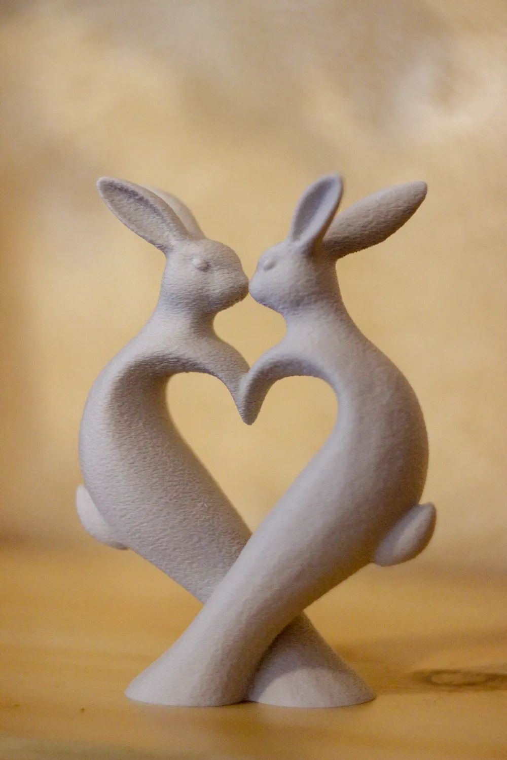 Bunny Love Decor | Heart Sculpture - Free 3D Print Model - MakerWorld