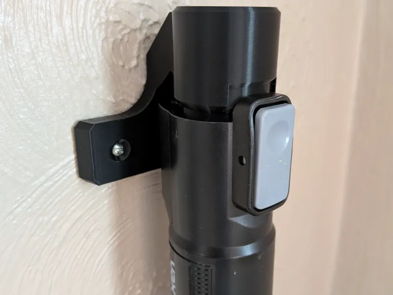 Wall mount for extra Vax Blade 4 attachments