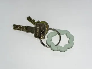 Flower carabiner 