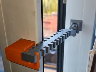 Entrebâilleur de fenetre