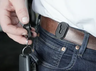The B-HITCH  (Belt Key Hitch).