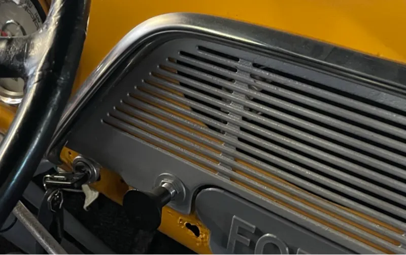 Ford F1 1951 Radio hole cover