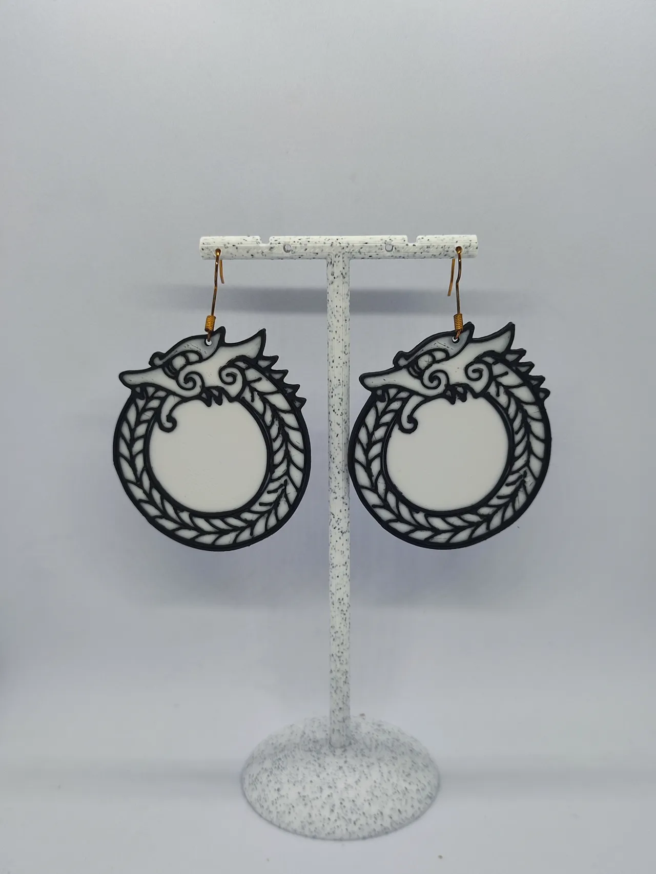 Aretes Ouroboros Dracónico view 2