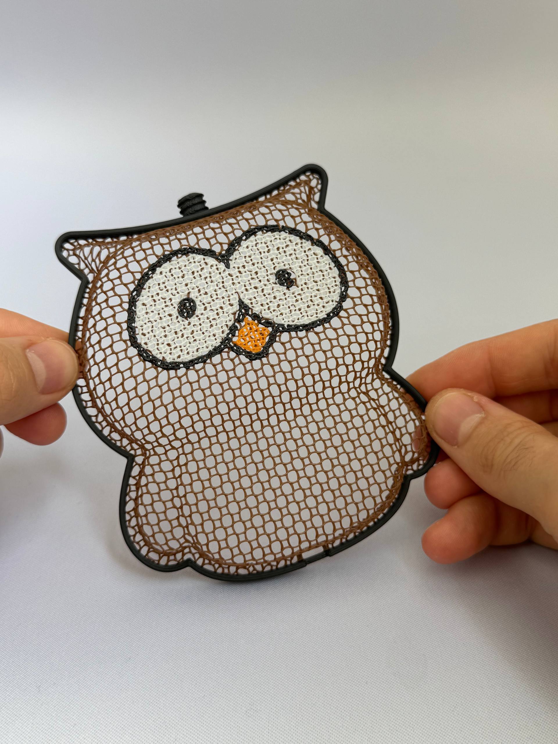 Thermoformed cute owl - candy container - 1