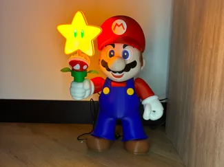Super Mario with star light 