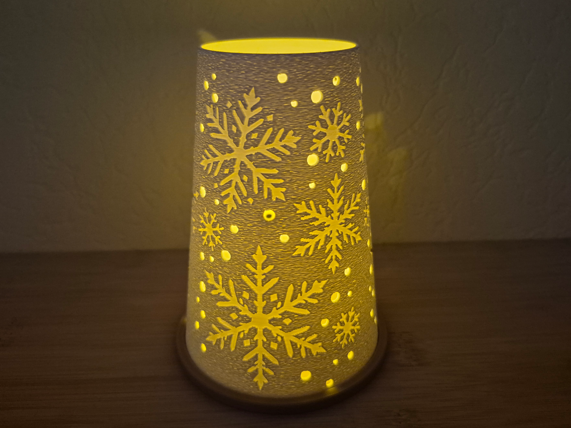 Snowflake Christmas Lantern - Cozy Fuzzy Skin - 1
