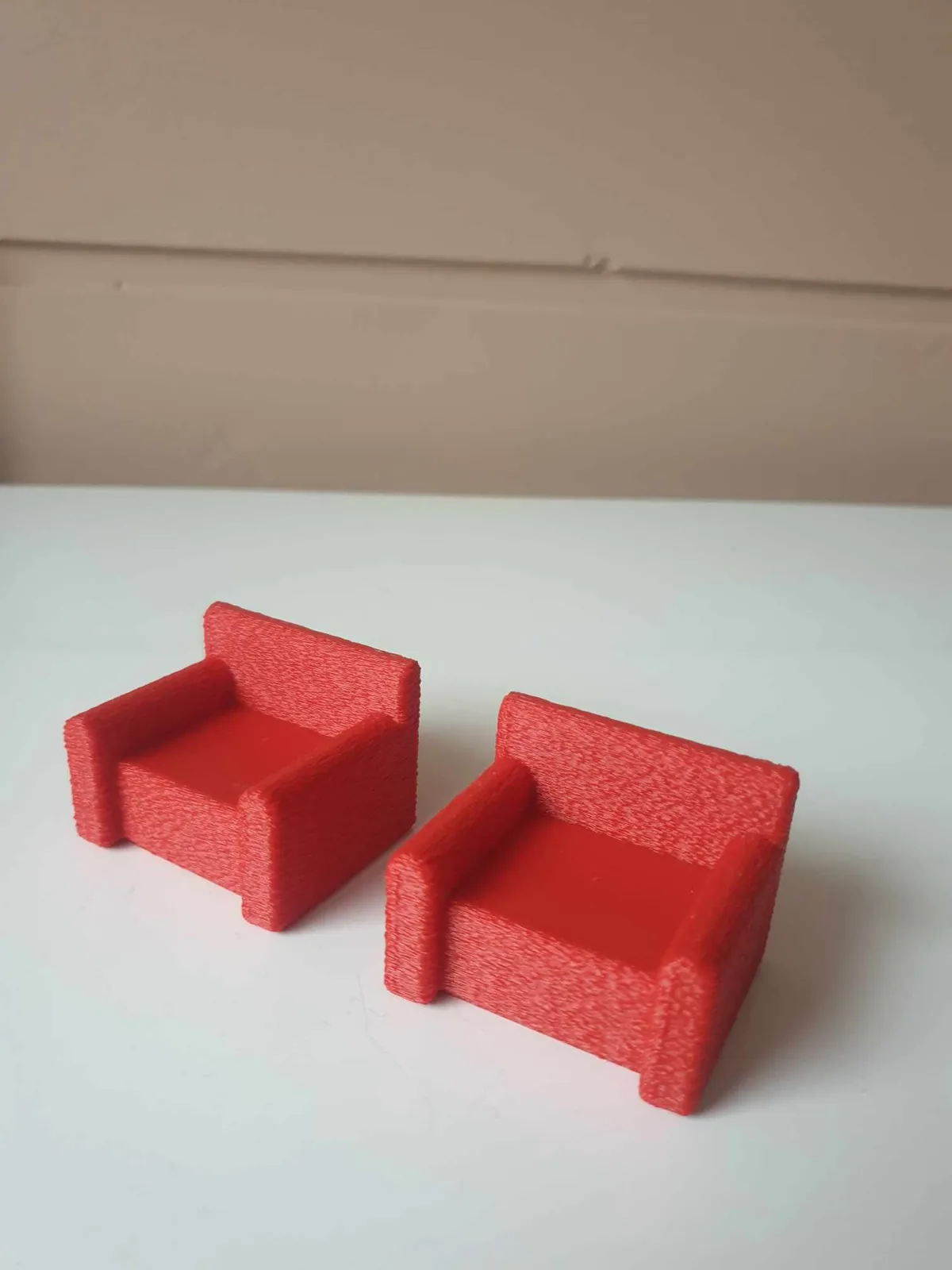 Canapé et fauteuil pour maison de poupée
