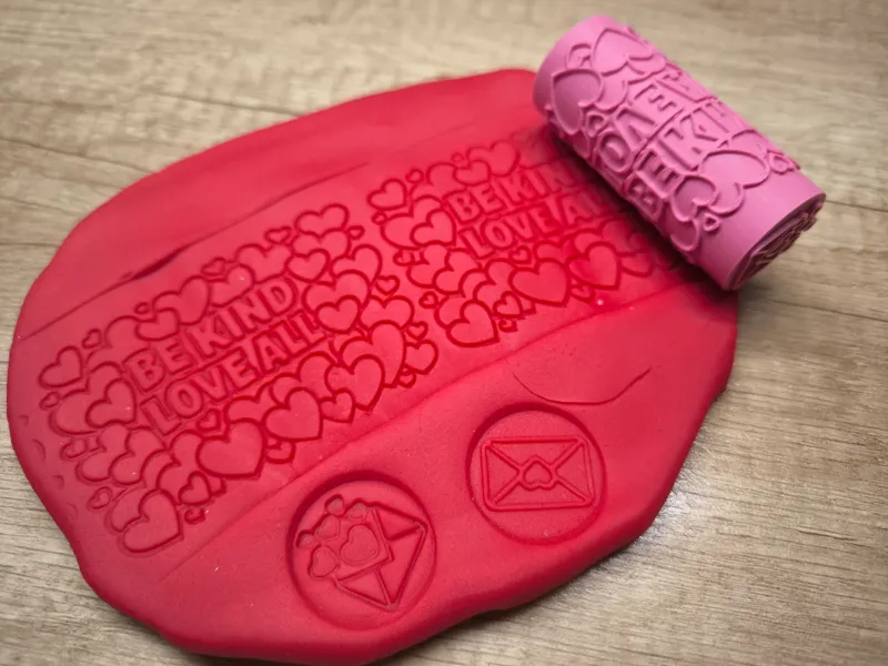 Valentine playdoh roller