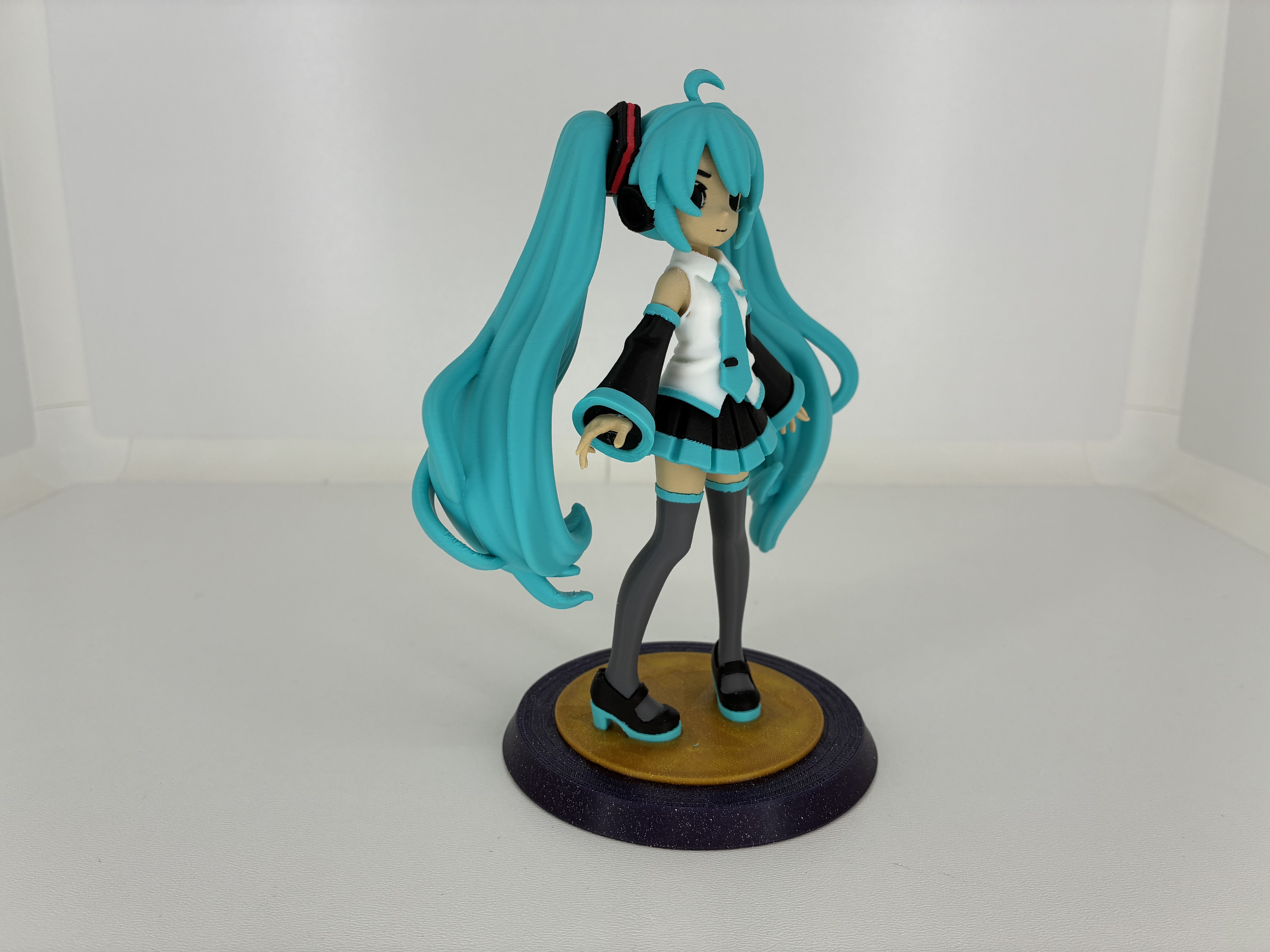 Miniatura 3 do modelo 3D 初音未来手办.分件打印不易翻车