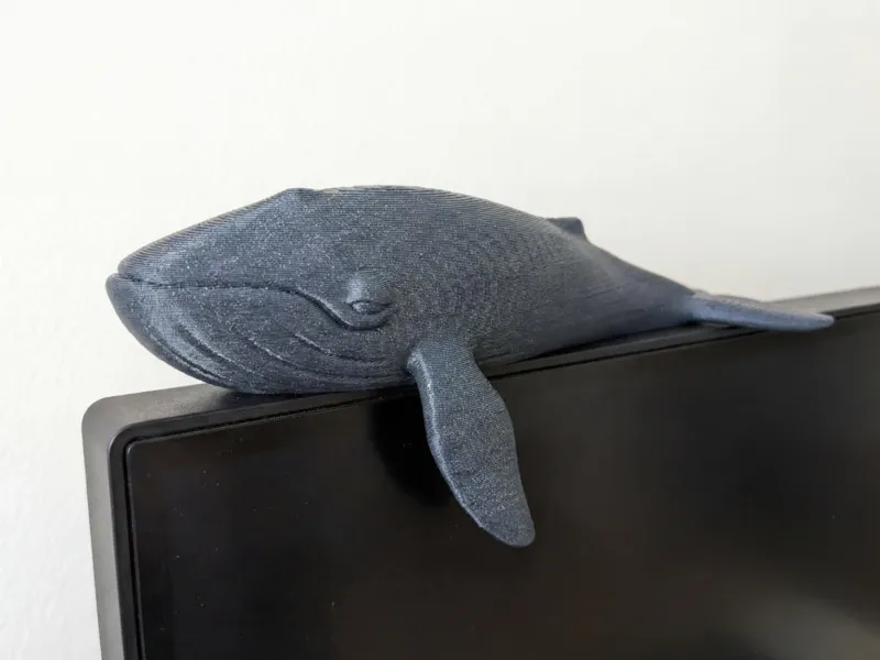 Monitor Buddy Whale Timmy – Your Desktop Companion