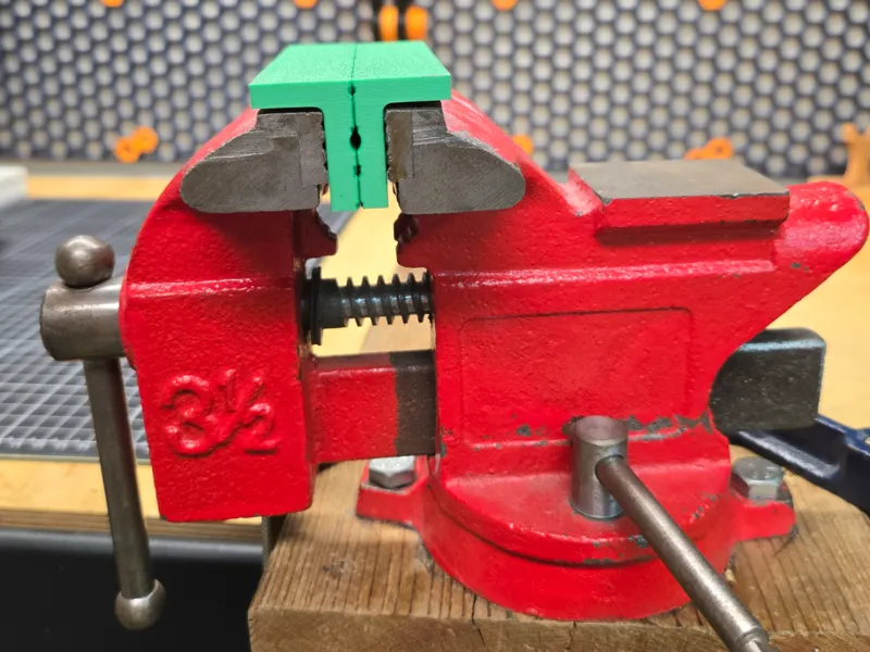 3 1/2" Magnetic Vise Jaw Pad