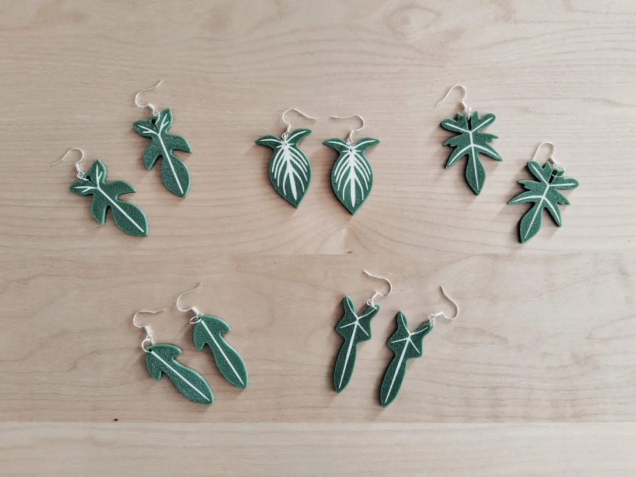 Philodendron earrings view 2