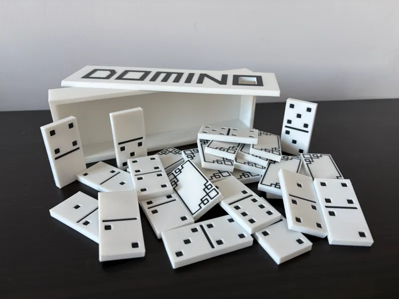 Domino set