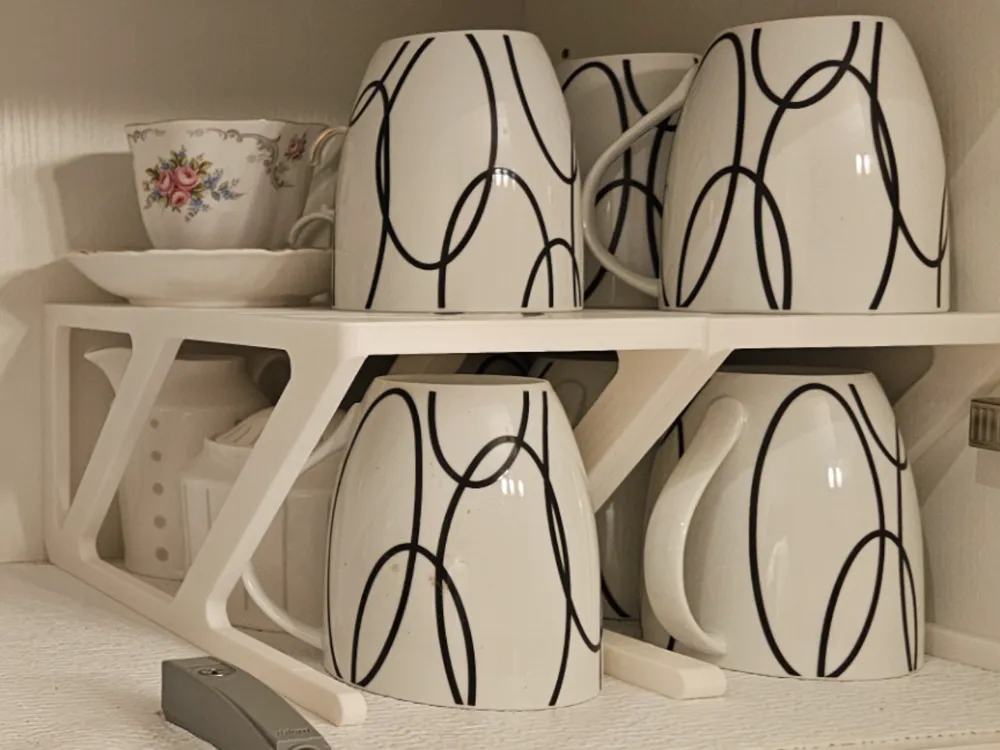 Estante o repisa: Mug Shelf Organizer. Referencia del modelo original.