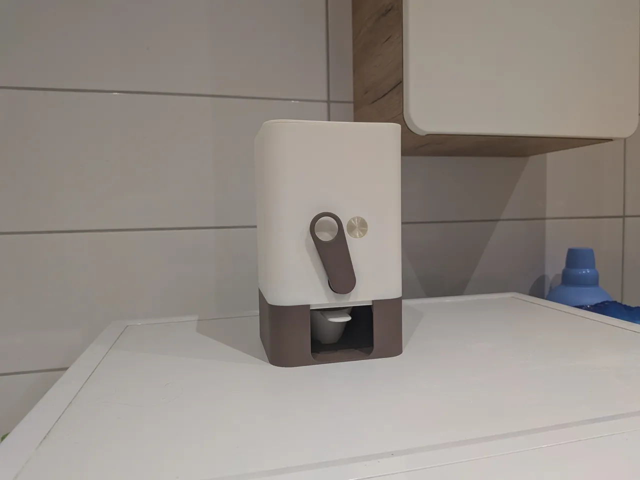 Precision Powder Dispenser view 3