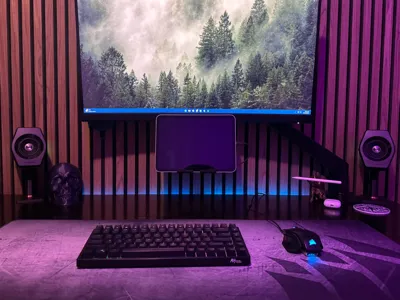 Desktop Speaker Stand