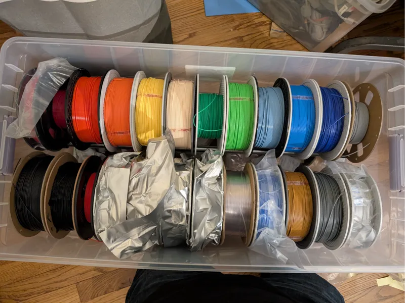 Spool rack for Sterilite 110Qt Plastic Tub