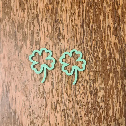 7 St. Patrick's Day Earrings view 3