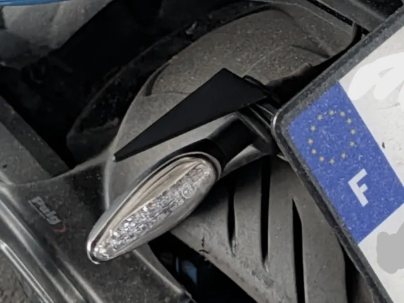 Motorcycle winglet blinker