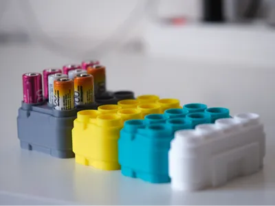 Modular AA Battery Holder
