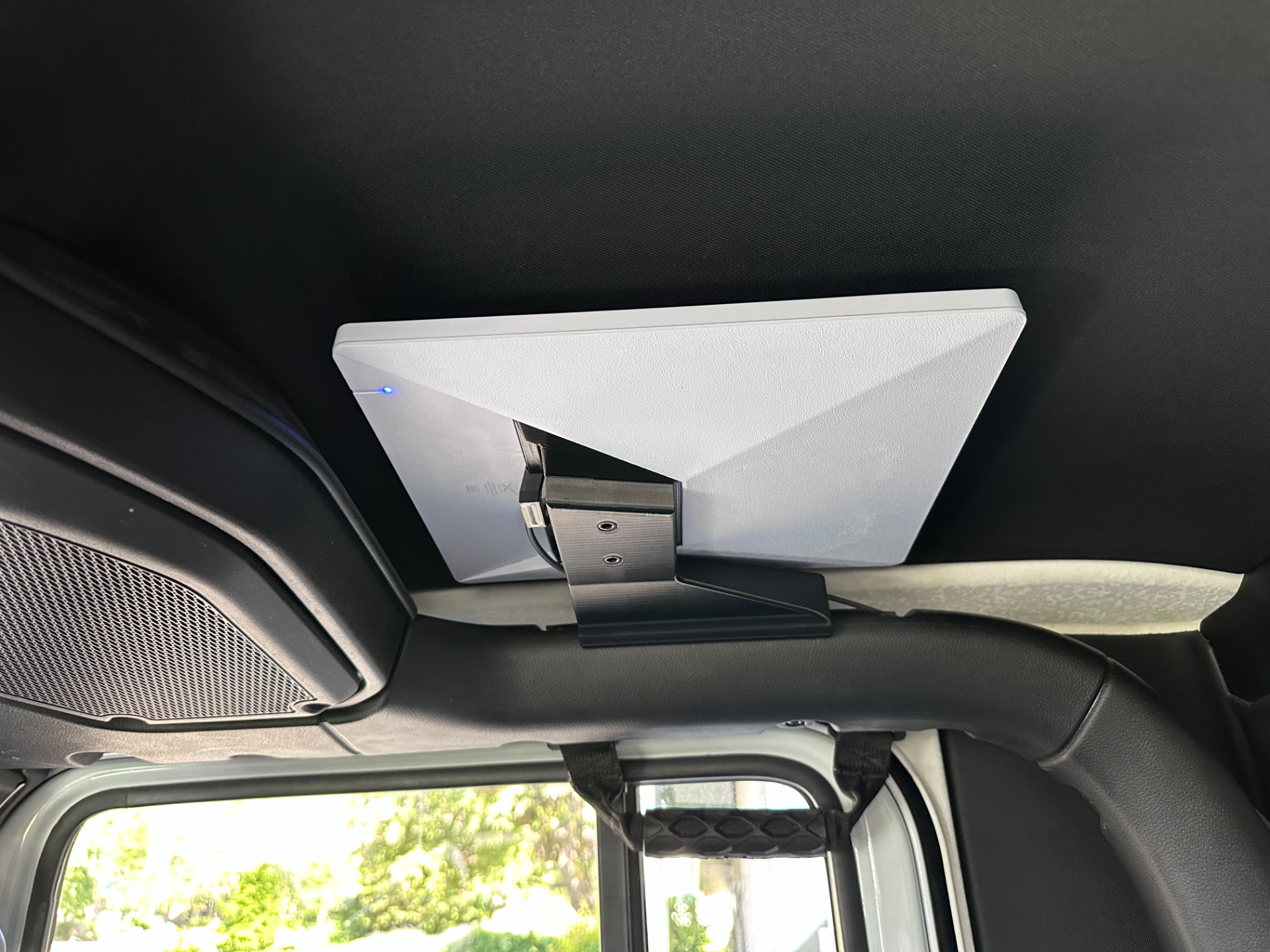 Jeep Gladiator (JT) – Starlink Mini Interior Mount