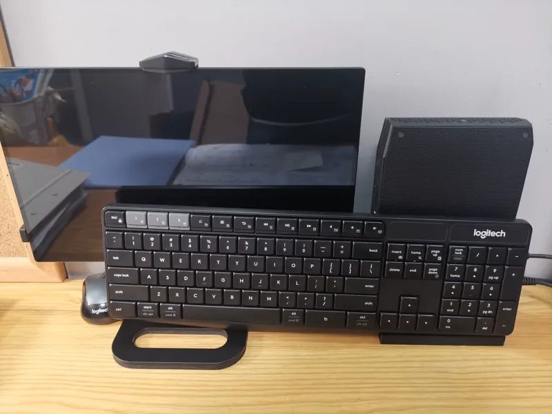英特尔冥王峡谷立式支架 Intel skull canyon holder vertical