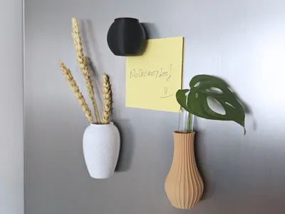 Magnetic Mini Vases