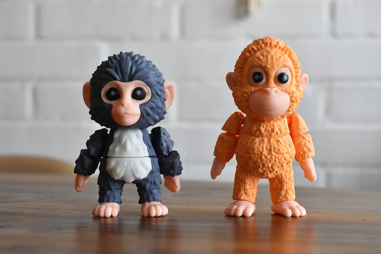 Punch and His Plush Friend – Mini Flexi Toy view 3
