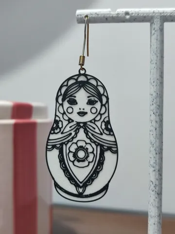Pendientes: Aretes Matryoshka Noir Élégance — vista de referencia 5