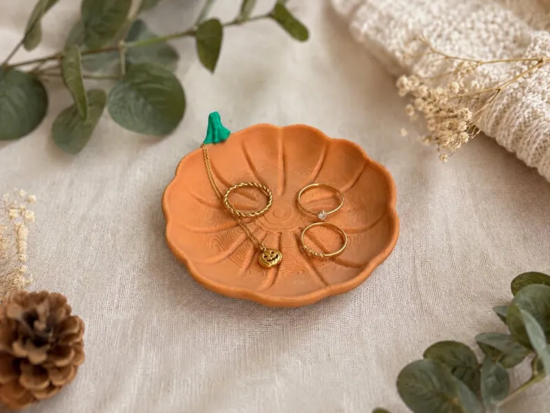 Pumpkin Tray / Ring Dish – Decorative Autumn Bowl