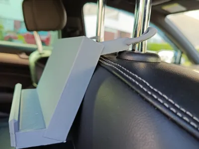 phone/tablet holder for car seat