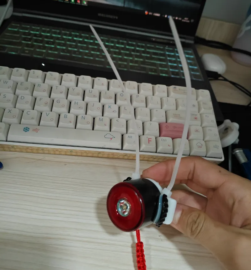 黑马喽车尾灯